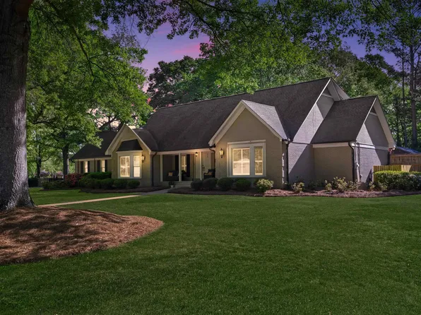 5517 Parkview Cir, Birmingham, AL 35242