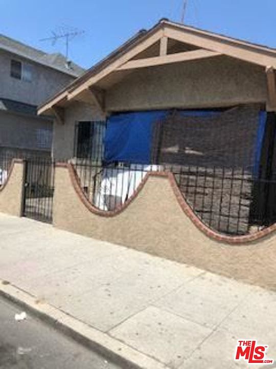 2nd image of 2319 Stanford Ave