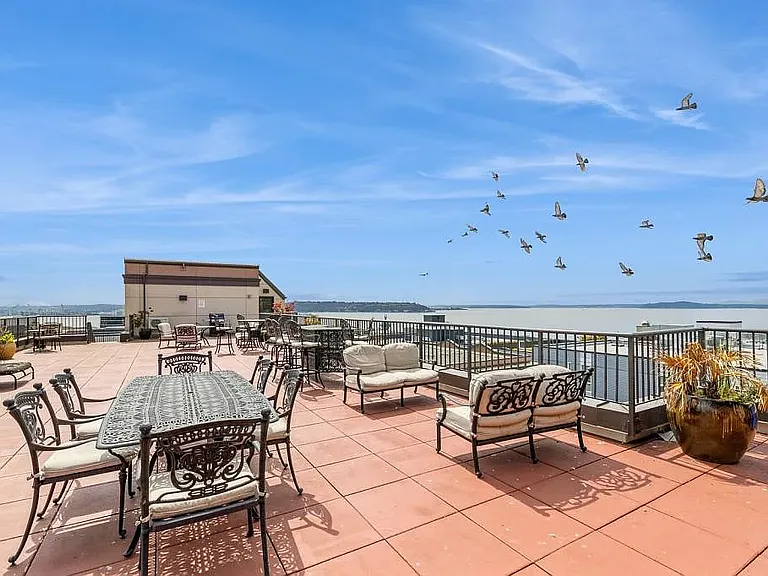 323 Queen Anne Ave N #616 — Photo 4