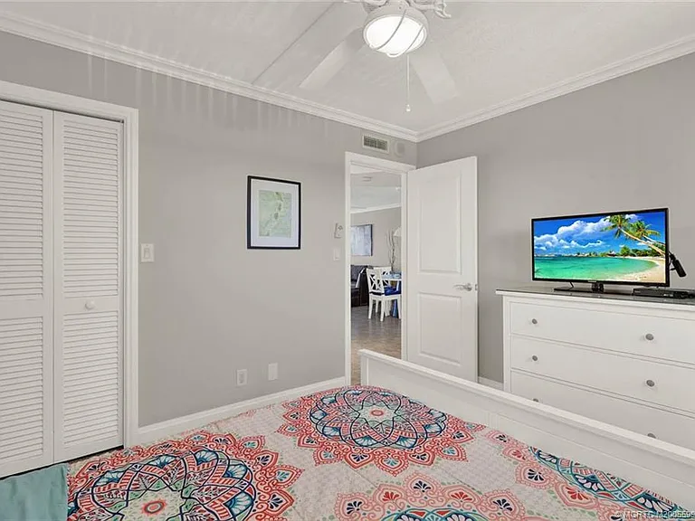 9490 S Ocean Dr #410 — Photo 30