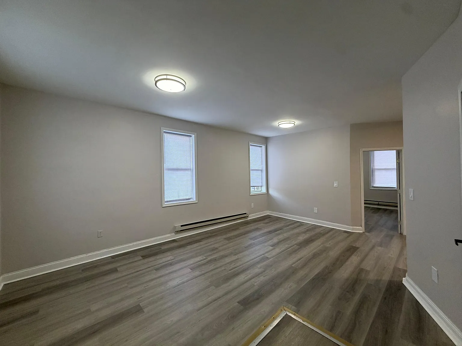 631 Bergen Ave — Photo 4