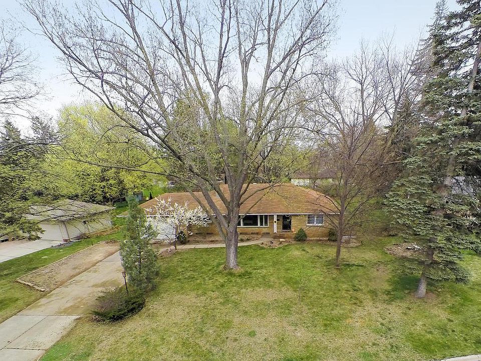 1st image of 5432 Twin Lake Blvd E