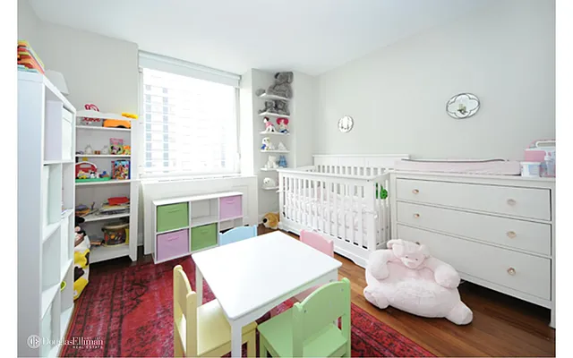 Sold by Douglas Elliman | media 15