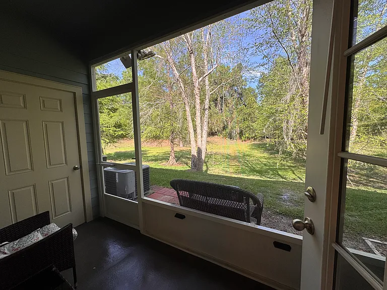2938 SW 35th Pl #26 — Photo 9