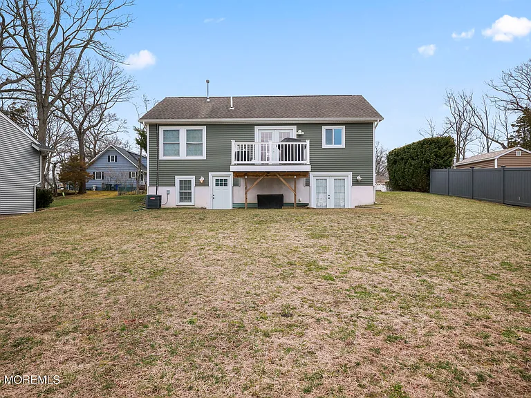 5 Cortland Rd — Photo 28