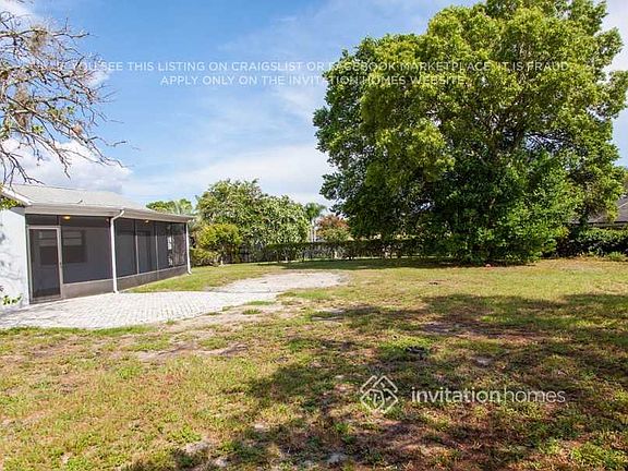 5th image of 7314 Royal Crescent Ct