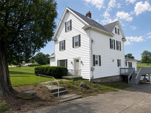 180 Freeport Rd, Butler, PA 16002