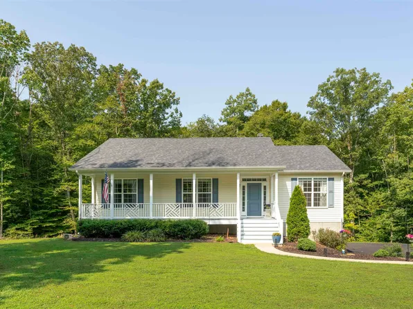 1365 Nannie Burton Rd, Louisa, VA 23093