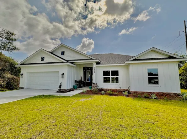 1646 Ocean Breeze Ln, Gulf Breeze, FL 32563
