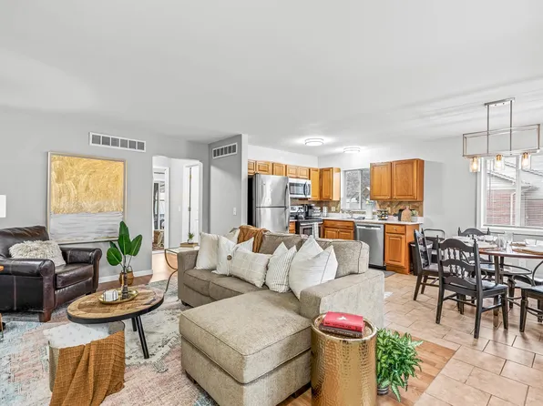 18530 E Forteen Mile Rd, Fraser, MI 48026