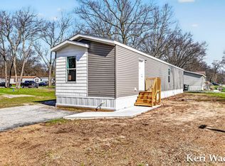 2359 Maple St, Twin Lake, MI 49457