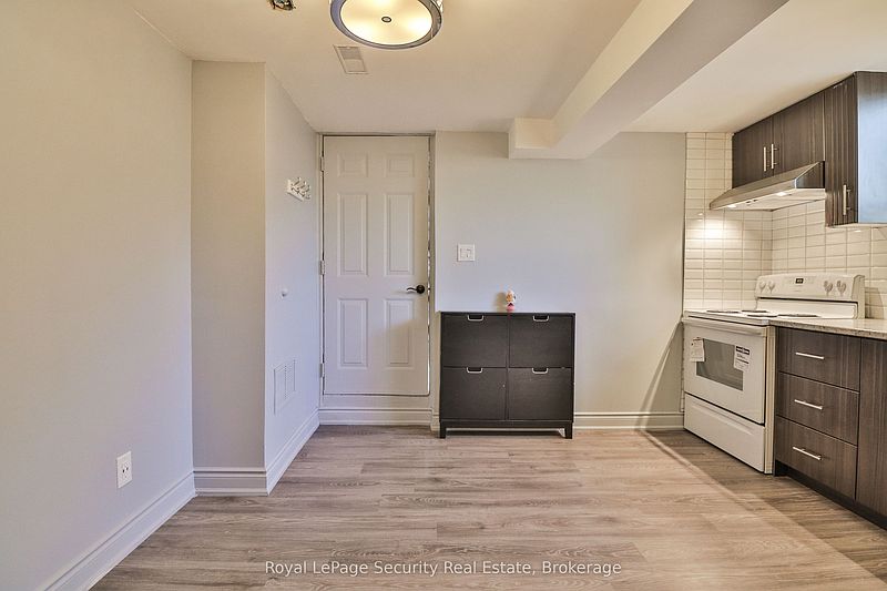 Toronto House for rent - 1 Bedroom — photo 4