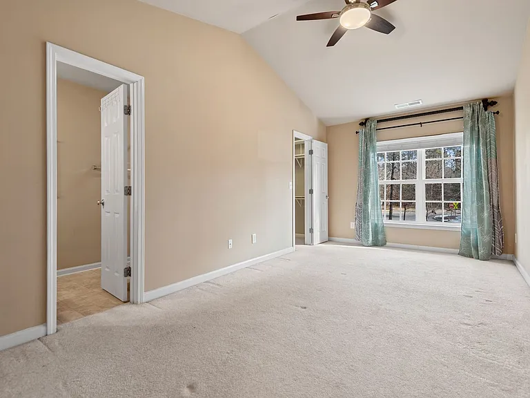 1641 Snowmass Way — Photo 11