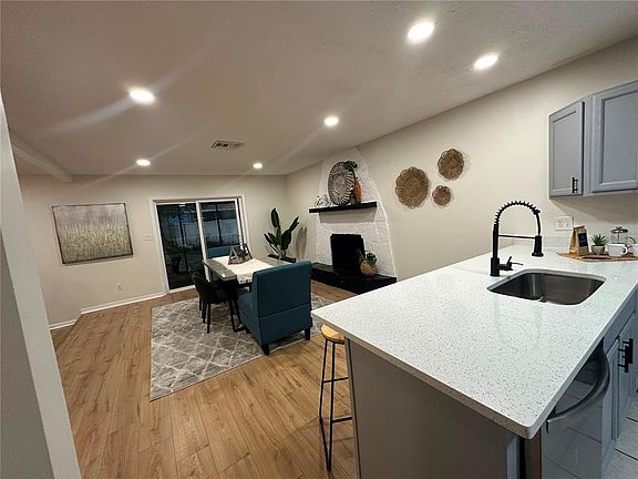 5th image of 22360 STILLWOOD DRIVE