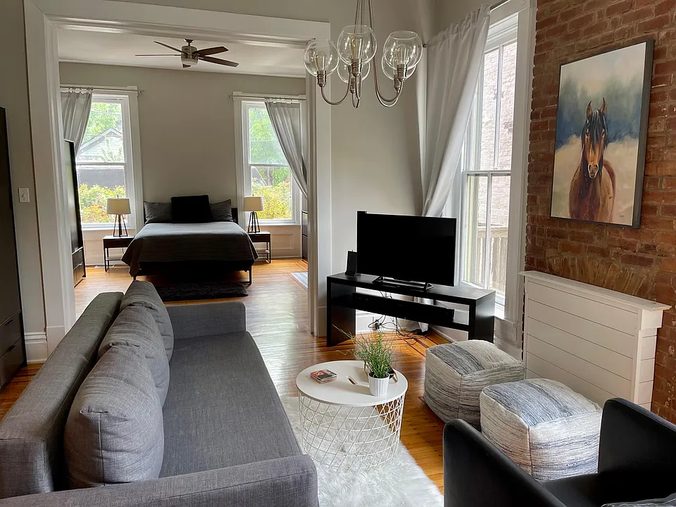 1657 Story Ave #2