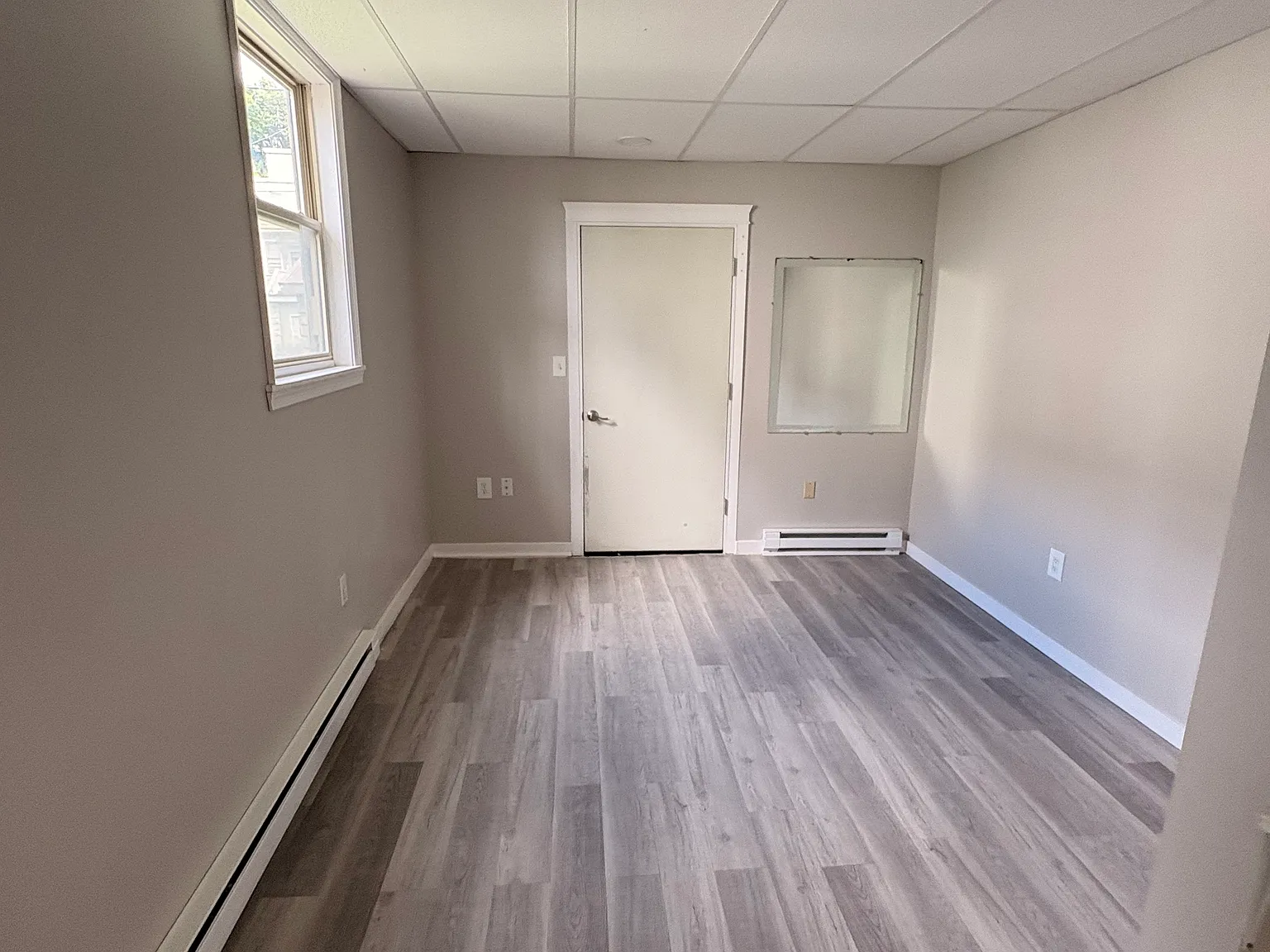 357 S Front St — Photo 4