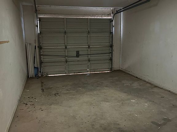 2nd image of 703 E Louisiana Ave
