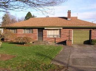 1077 Woodlawn Ave, Oregon City, OR 97045