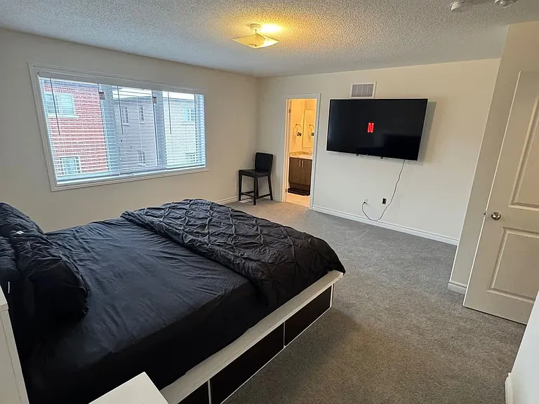 1110 Cameo St — Photo 13