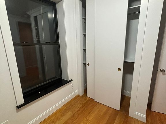 4th image of 434 W 164th St #16