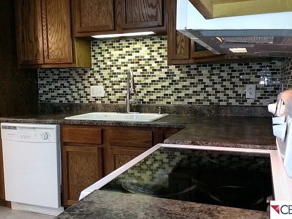 5th image of 3704 S 87th Ave