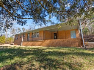 667 Ash Loop Rd, Blue Ridge, GA 30513