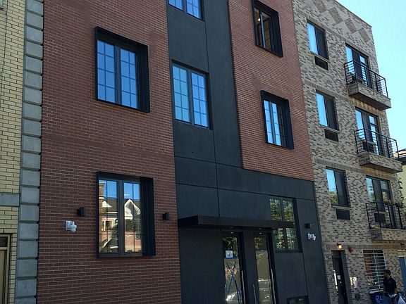 2nd image of 88 Hart St #108