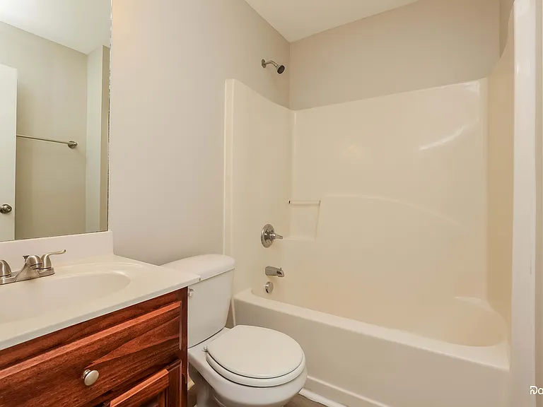 112 McKinley Dr — Photo 10