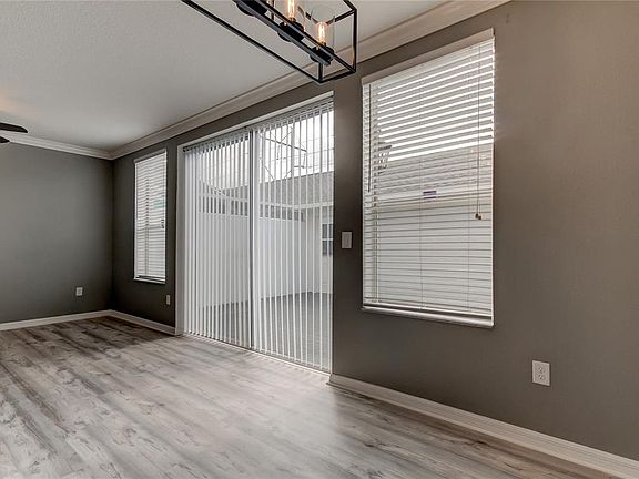 5th image of 10003 Bradwell Pl