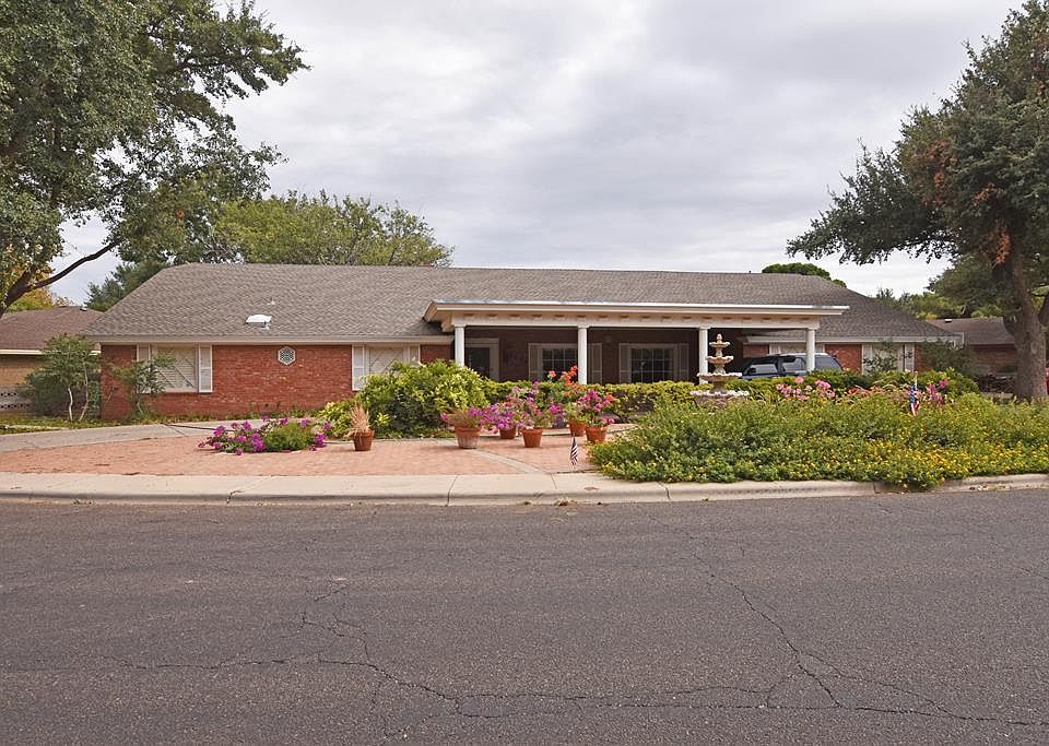 1st image of 2930 Kirkwood Dr
