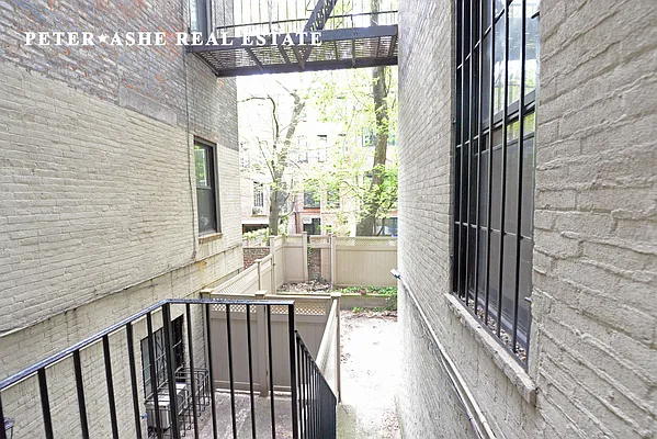 Rented by Peter Ashe | media 13