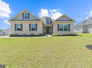 301 Creek Ridge Dr, Warner Robins, GA 31088