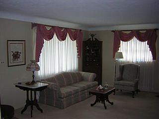 2nd image of 3513 Kingswood Dr