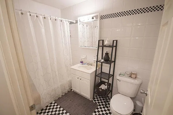 Rented by Level Group | media 27