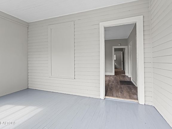 2nd image of 305 McGinley St