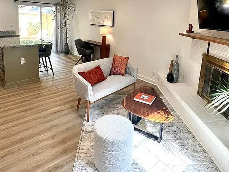 101 Forsyth Dr — Photo 5