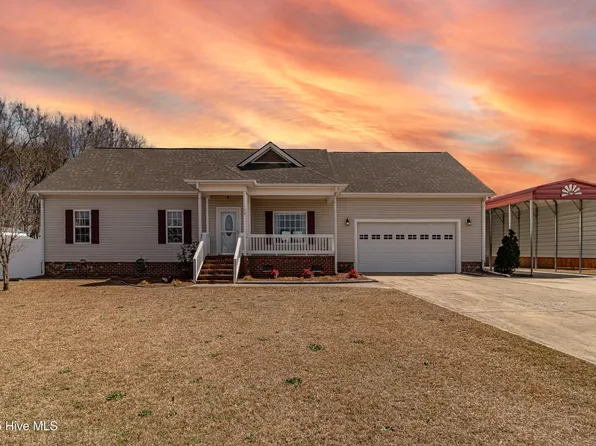 102 Paul Michael Circle, Pikeville, NC 27863