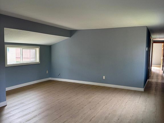 4th image of 1200 W Dimond Blvd Space 1042