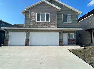 1014 61st Ave W, West Fargo, ND