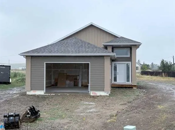 881 NE 2a St W, Cardston, AB T0K 0K0