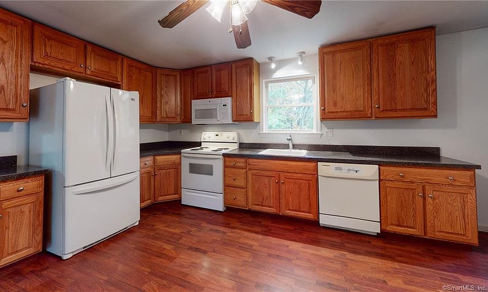 1st image of 12 Tara Dr
