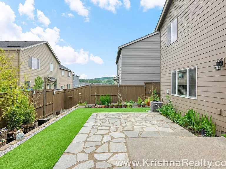 7443 NW 164th Ave — Photo 20