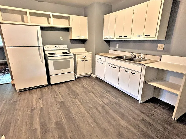 1006 Danville Rd SW — Photo 9