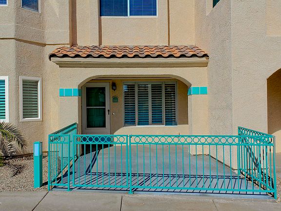 2nd image of 470 Acoma Blvd S Unit 116