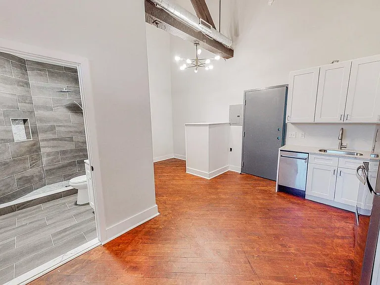 Fleetwood Lofts — Photo 27
