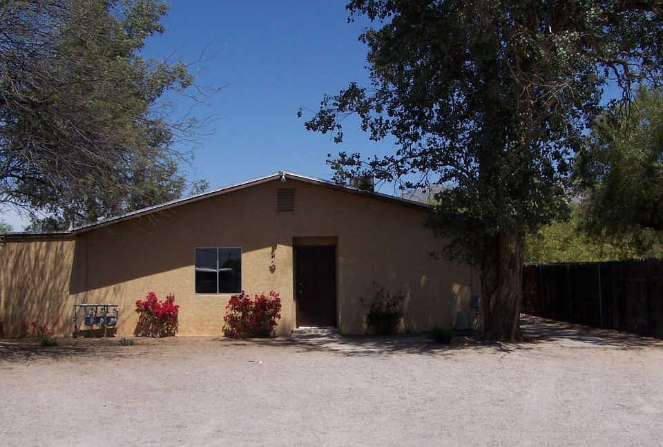 1st image of 3739 E Monte Vista Dr #3743