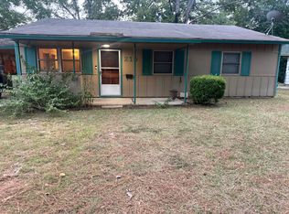 215 Pocahontas Rd, Montgomery, AL 36105