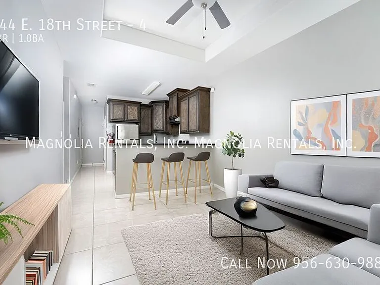 244 E 18th St #4 — Photo 2