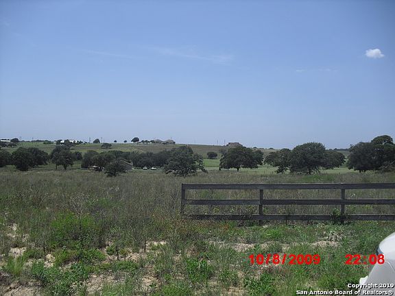 3rd image of 735 Lake Valley Dr