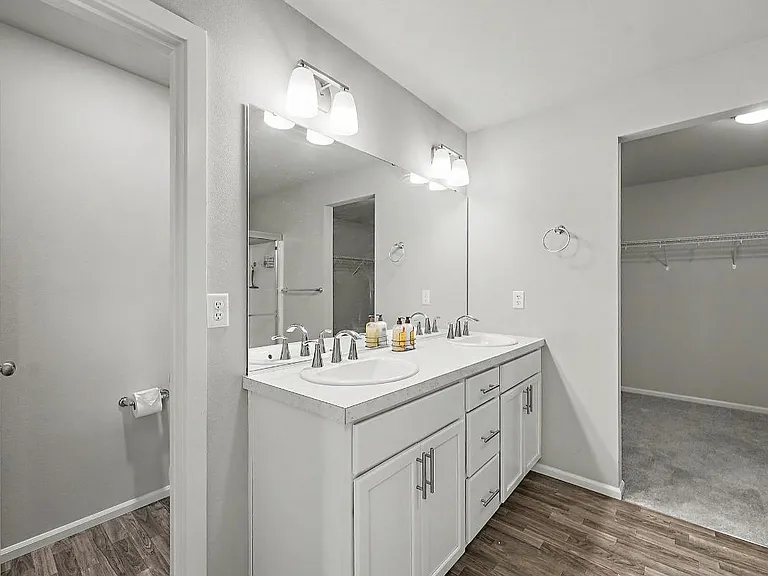 15065 Iverson Loop SE — Photo 37
